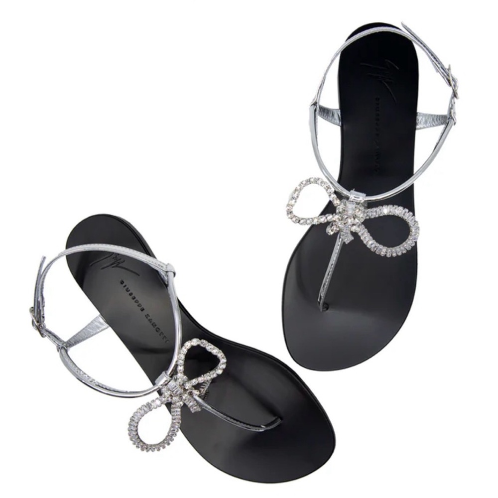 GIUSEPPE ZANOTTI Crystal Bow Thong Sandal